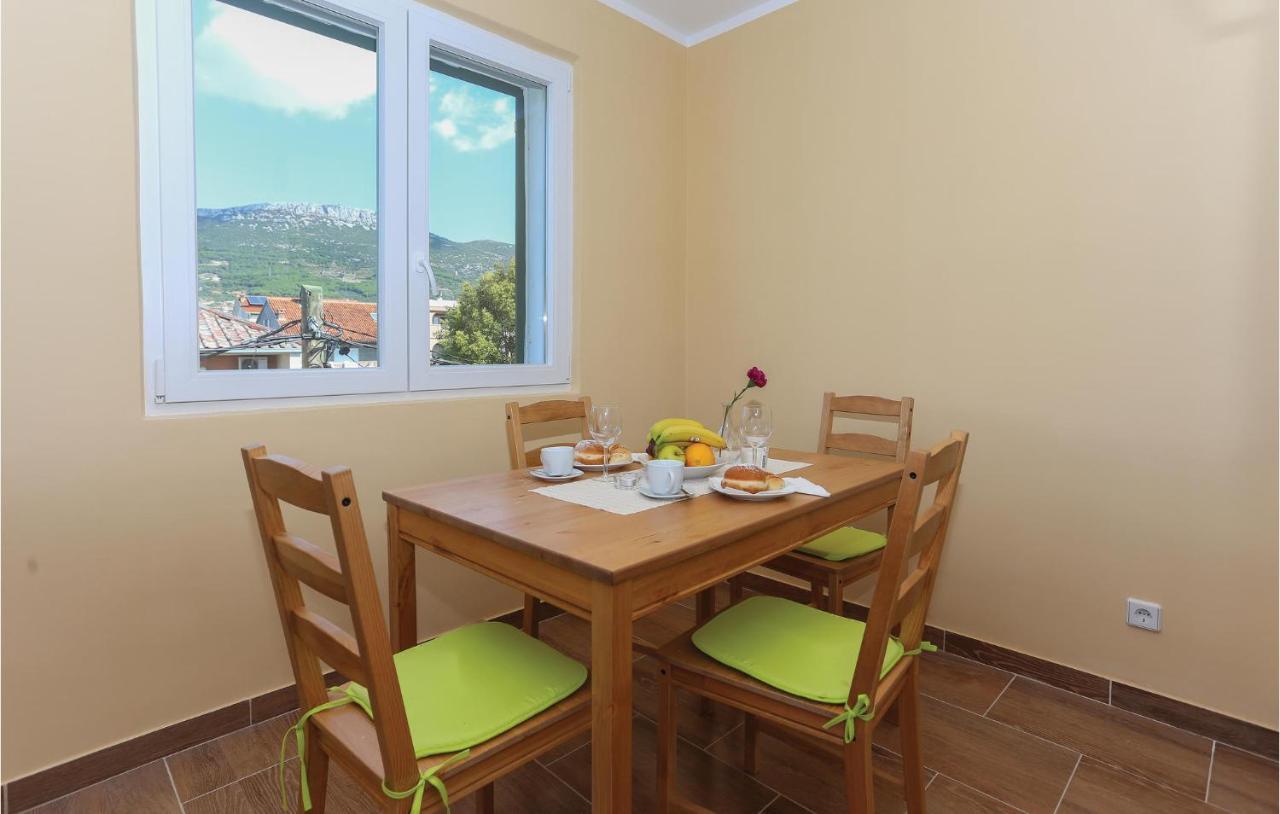 Lovely Apartment In Kastel Stari With Wifi Kastela Exterior photo